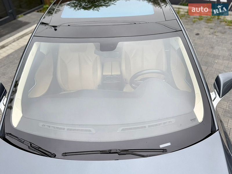 Лифтбек Tesla Model S 2013 в Ивано-Франковске