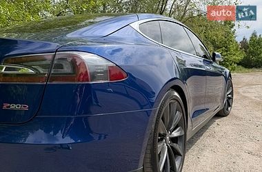 Лифтбек Tesla Model S 2015 в Днепре
