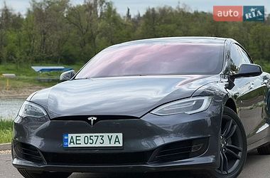 Лифтбек Tesla Model S 2018 в Кривом Роге