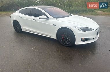 Лифтбек Tesla Model S 2018 в Николаеве