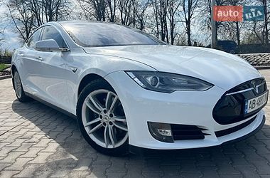 Ліфтбек Tesla Model S 2012 в Вінниці