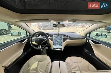 Ліфтбек Tesla Model S 2012 в Вінниці