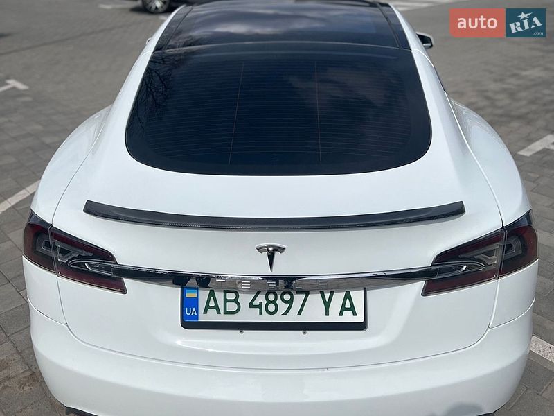 Ліфтбек Tesla Model S 2012 в Вінниці