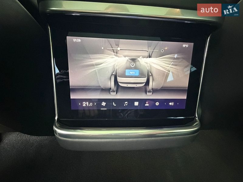 Лифтбек Tesla Model S 2021 в Днепре