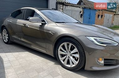 Лифтбек Tesla Model S 2016 в Полтаве фото 13 Лифтбек Tesla Model S 2016 в Полтаве