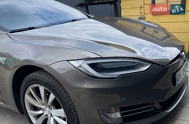 Лифтбек Tesla Model S 2016 в Полтаве фото 31 Лифтбек Tesla Model S 2016 в Полтаве