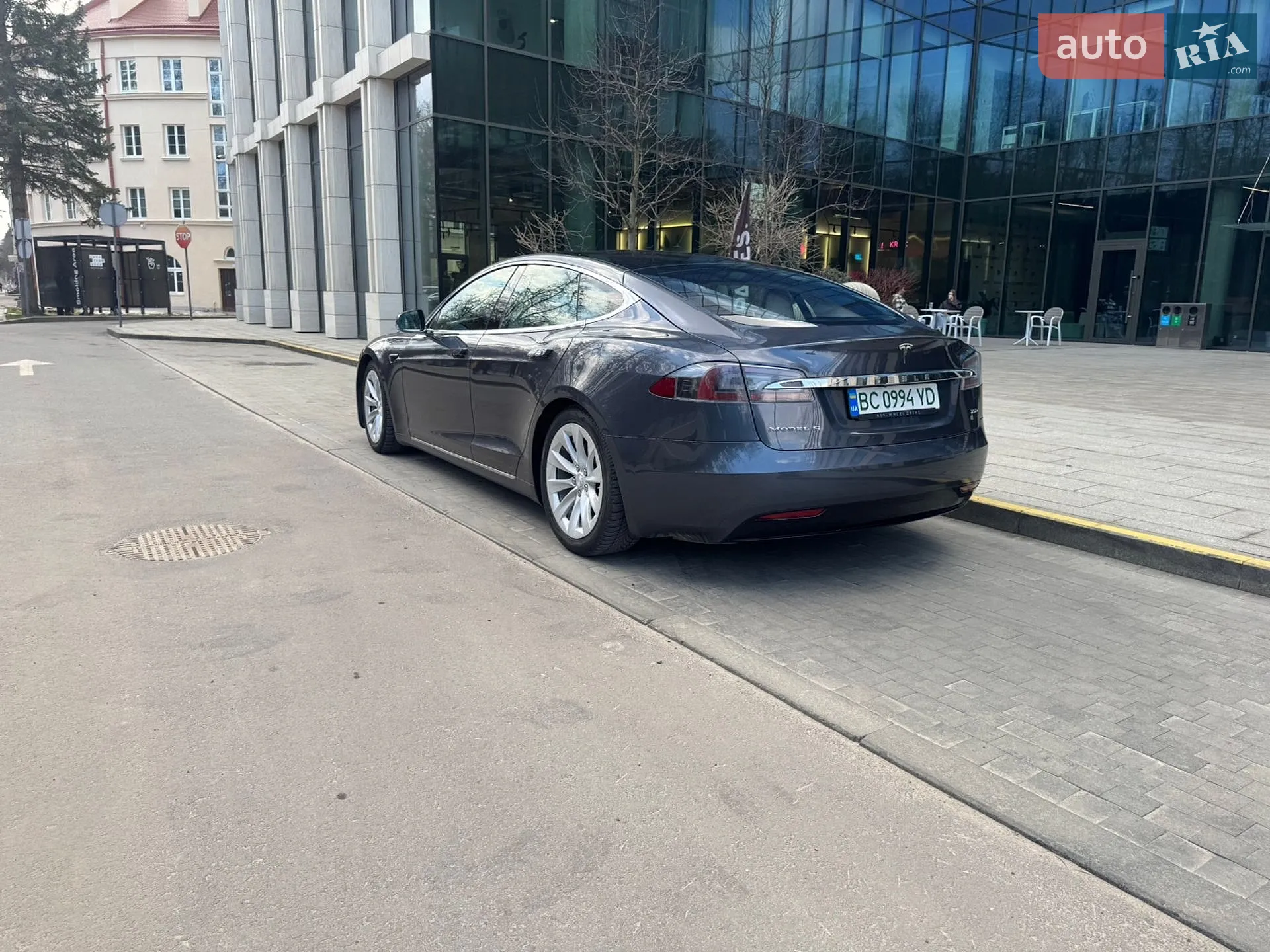 2017 Tesla Model S - мініатюра 4