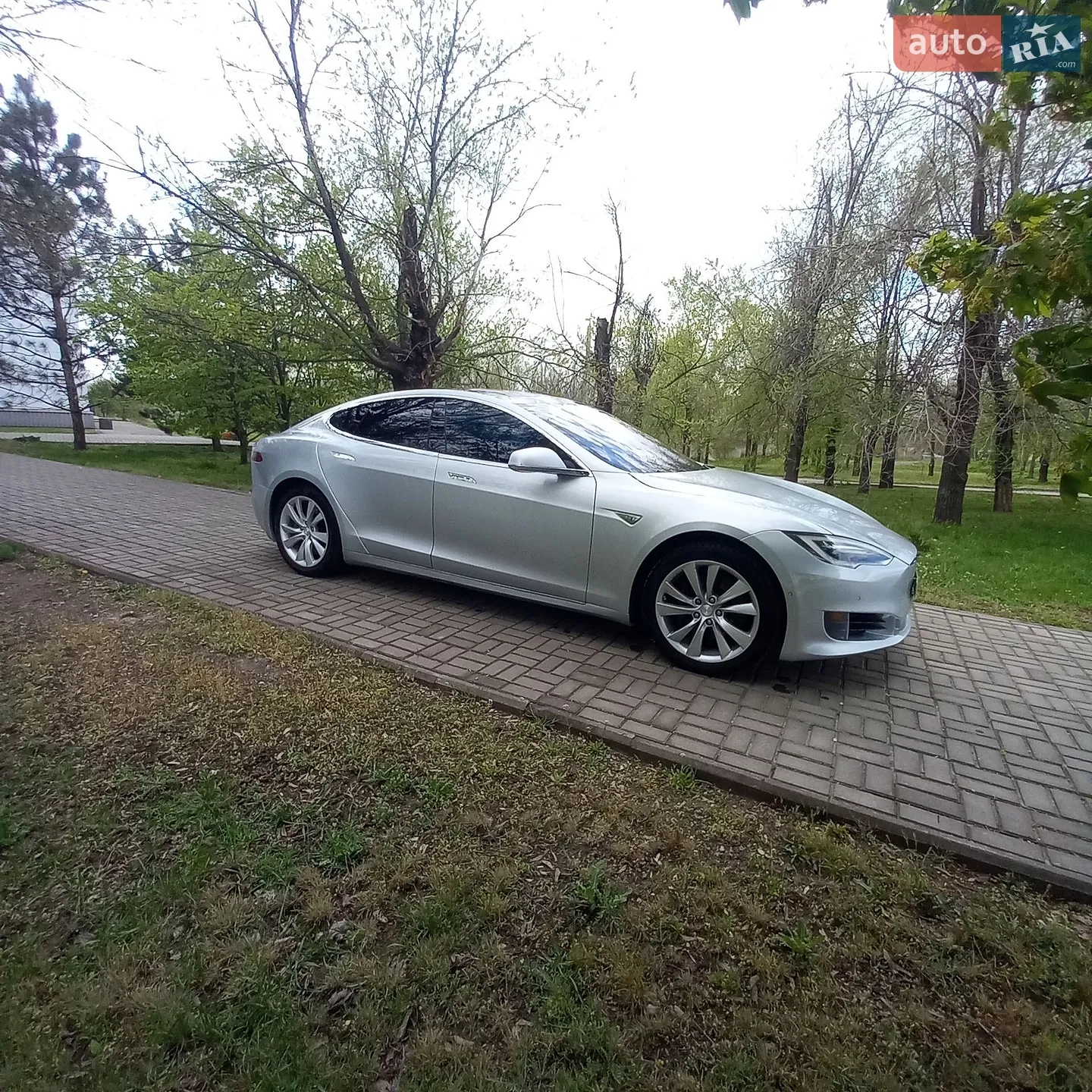 2016 Tesla Model S - мініатюра 2