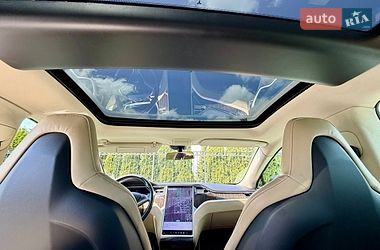 Ліфтбек Tesla Model S 2013 в Одесі фото 28 Ліфтбек Tesla Model S 2013 в Одесі