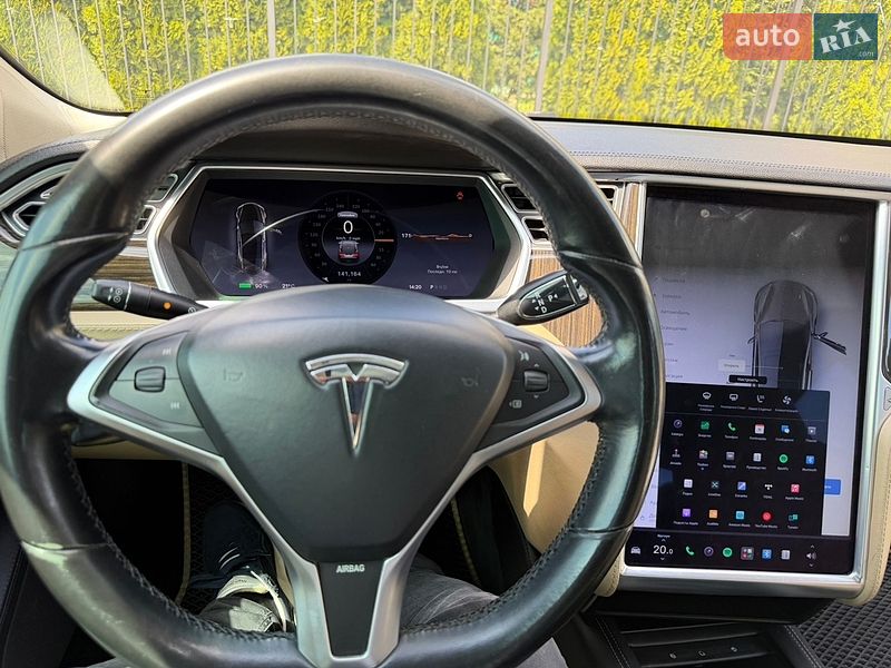 Ліфтбек Tesla Model S 2013 в Одесі фото 43 Ліфтбек Tesla Model S 2013 в Одесі