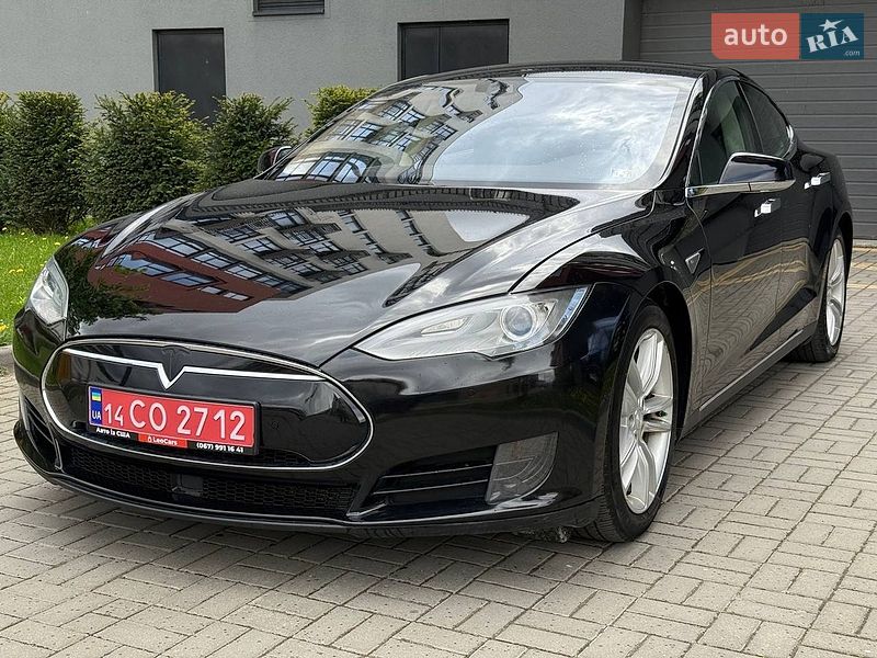 Tesla Model S 2015 Tesla Model S 2015
