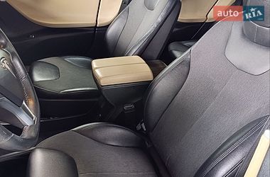 Ліфтбек Tesla Model S 2014 в Одесі