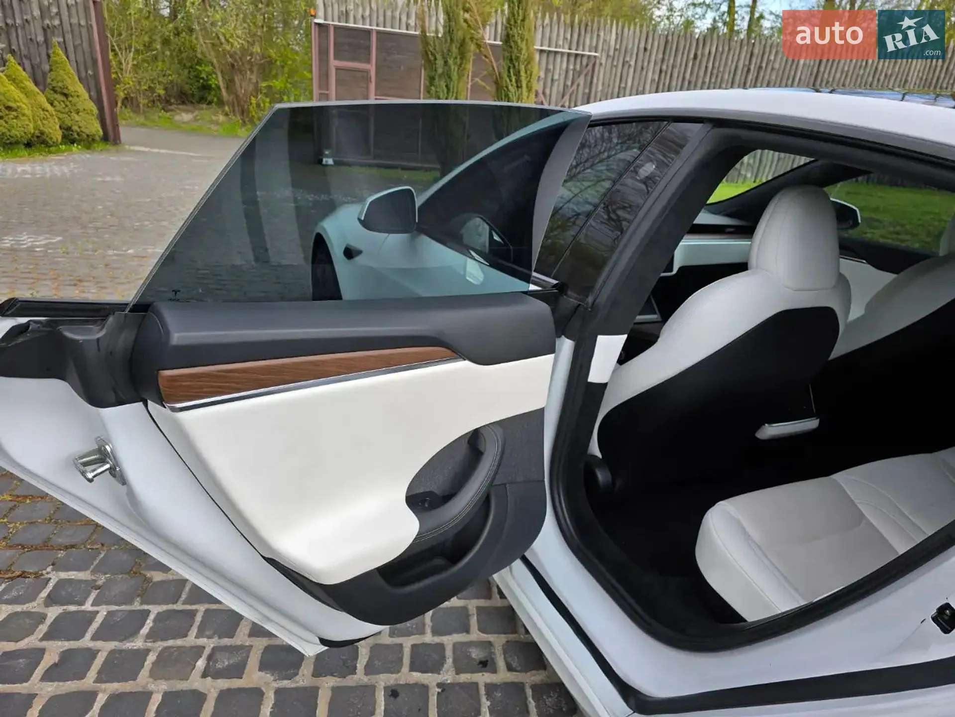2022 Tesla Model S - мініатюра 18