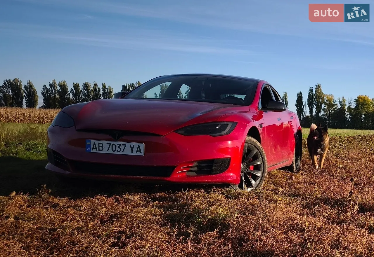 Tesla Model S 2018