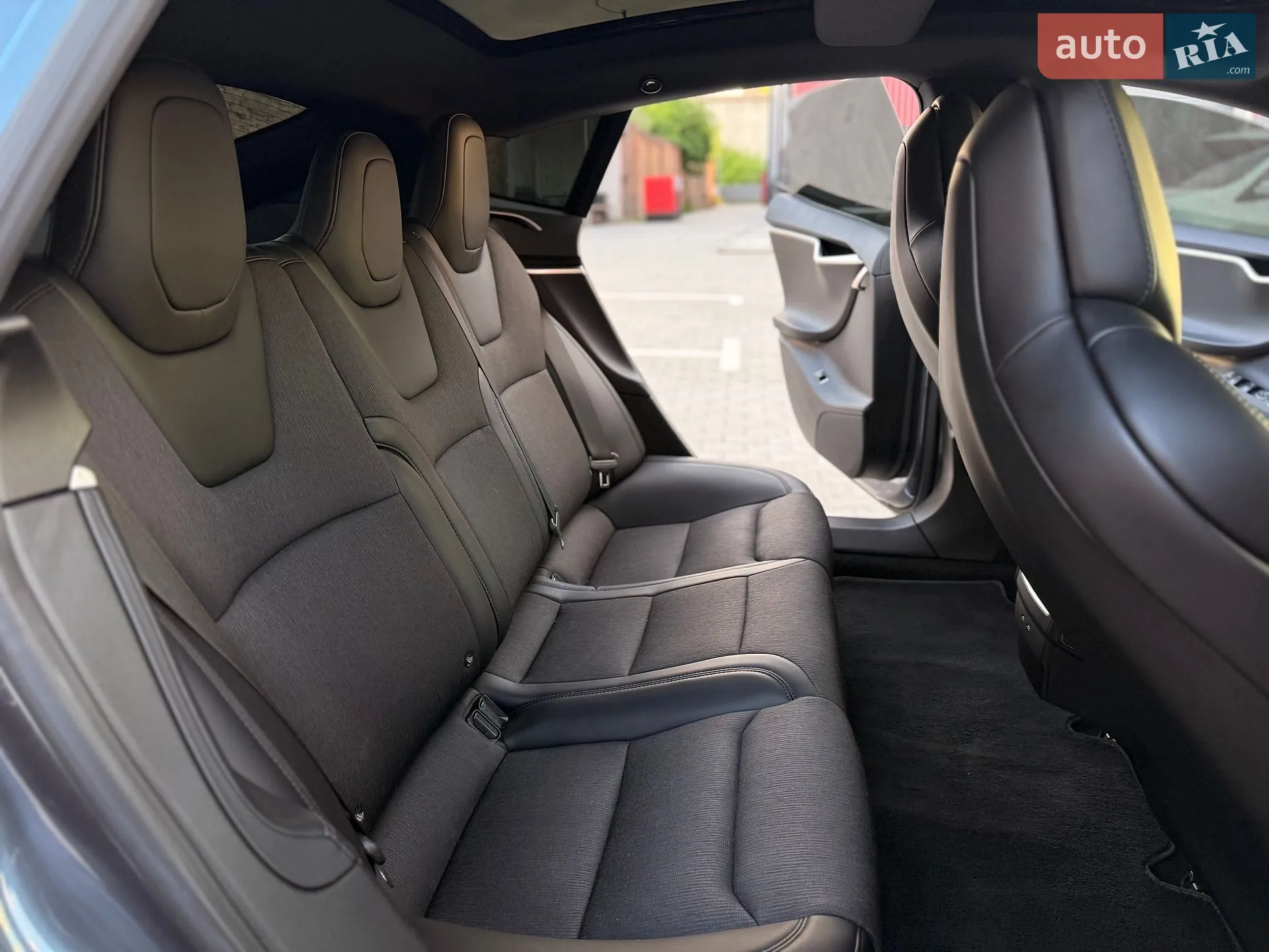 2017 Tesla Model S - мініатюра 36