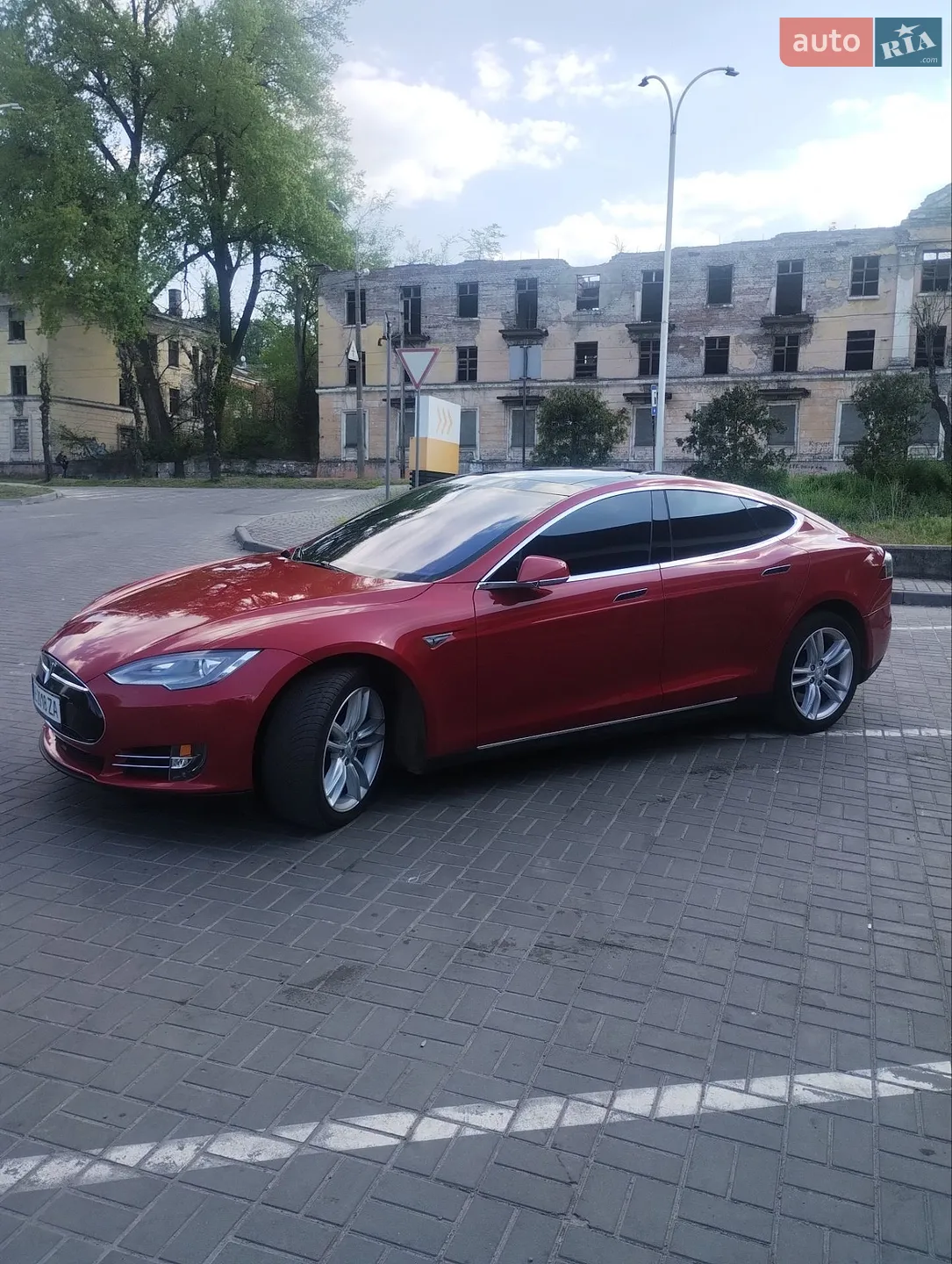 2016 Tesla Model S - мініатюра 2