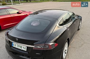 Ліфтбек Tesla Model S 2018 в Запоріжжі