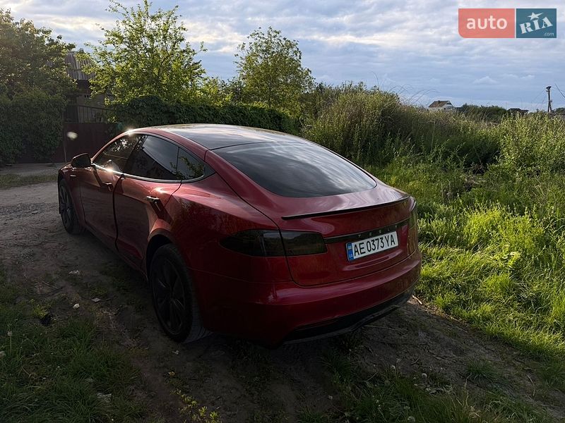 Ліфтбек Tesla Model S 2023 в Новомосковську