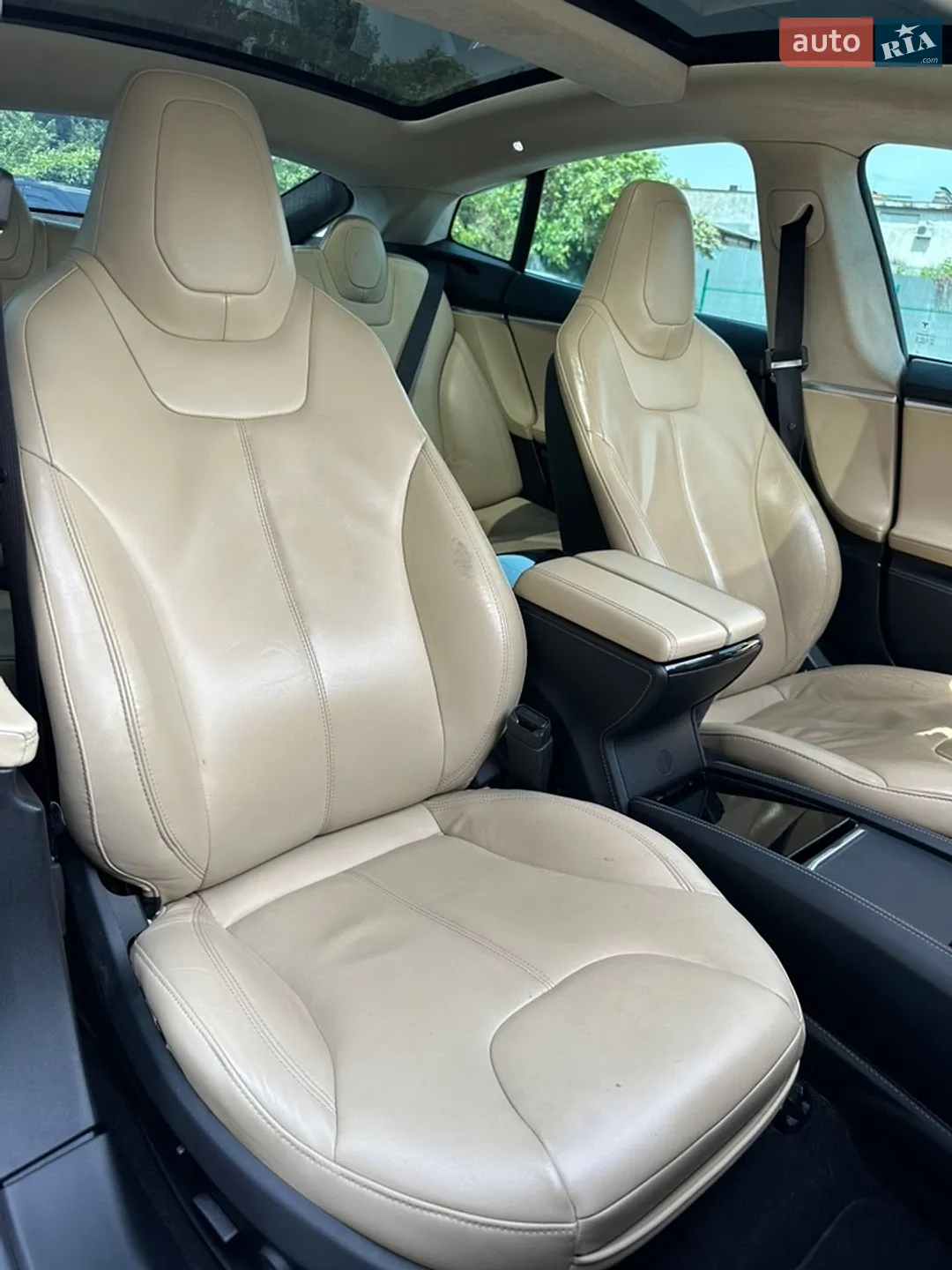 2014 Tesla Model S - мініатюра 12