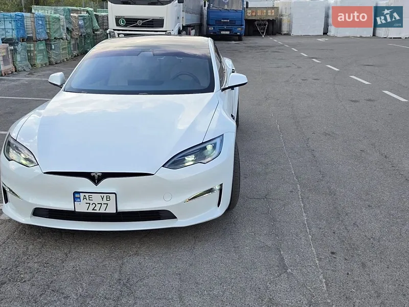 Tesla Model S