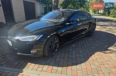 Лифтбек Tesla Model S 2015 в Одессе