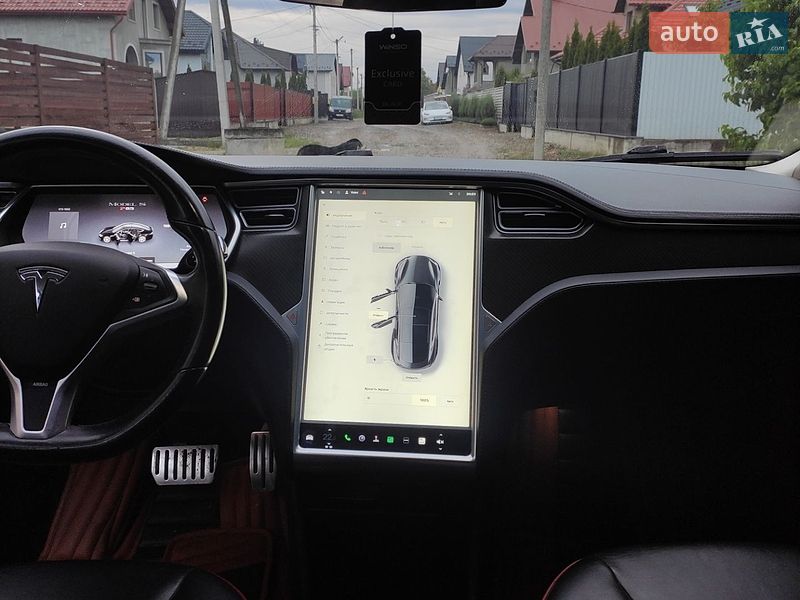 Лифтбек Tesla Model S 2013 в Коломые