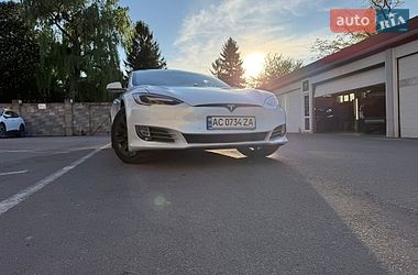 Лифтбек Tesla Model S 2018 в Луцке