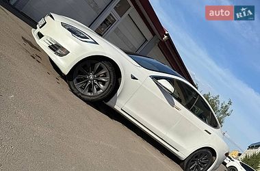 Лифтбек Tesla Model S 2018 в Луцке