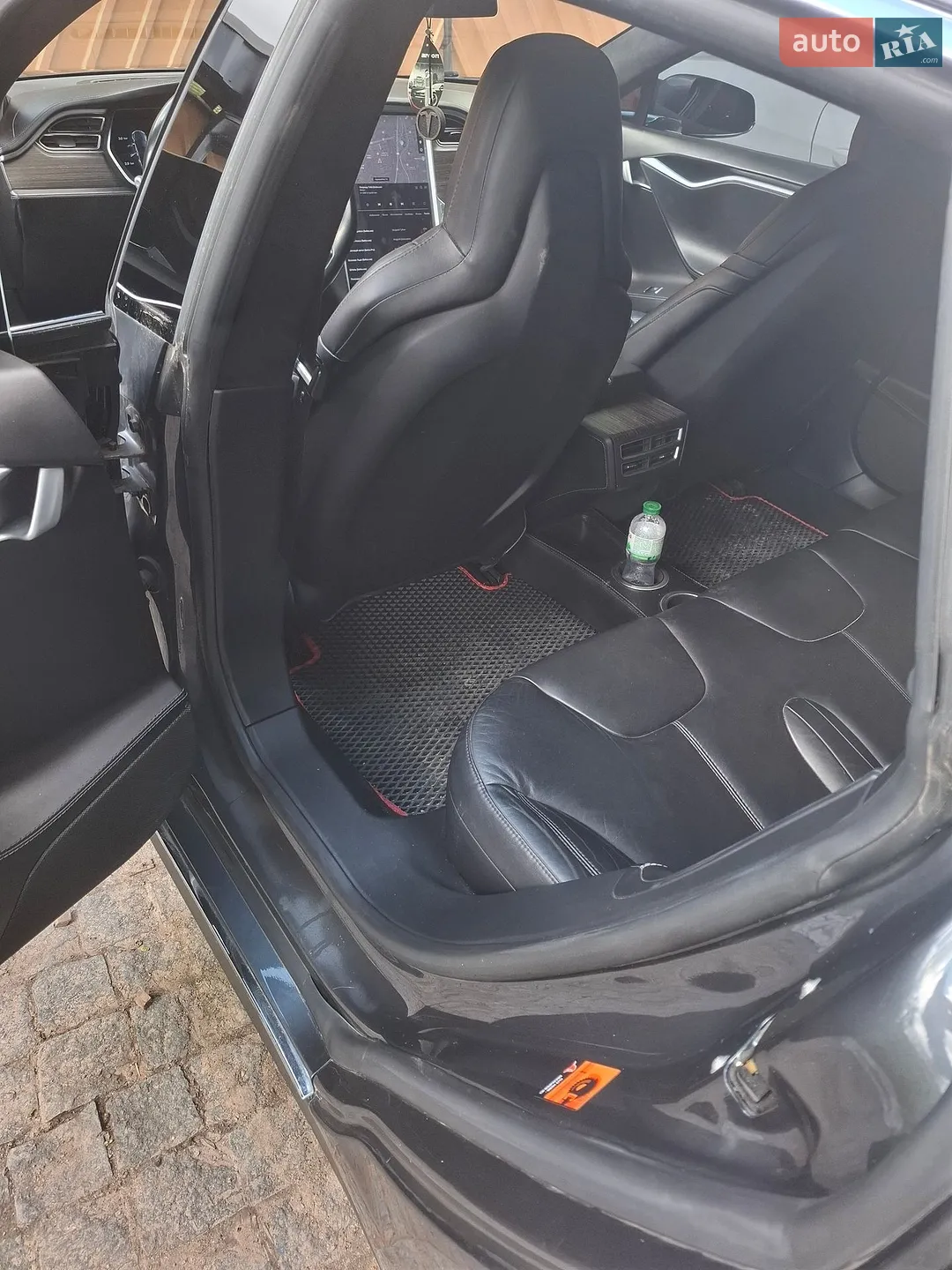 2015 Tesla Model S - мініатюра 8