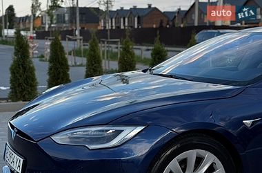 Лифтбек Tesla Model S 2016 в Виннице