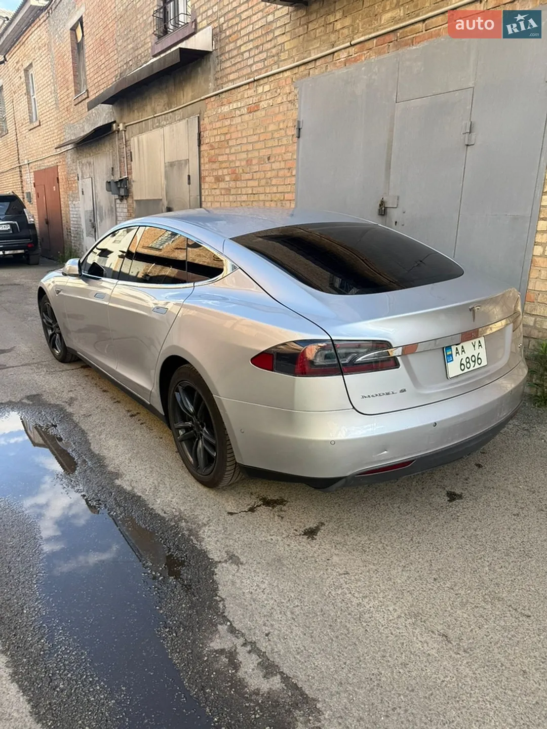 2015 Tesla Model S - мініатюра 8
