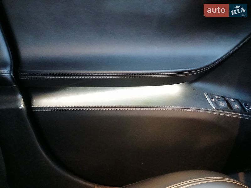 Ліфтбек Tesla Model S 2017 в Луцьку