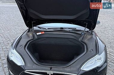 Лифтбек Tesla Model S 2015 в Харькове