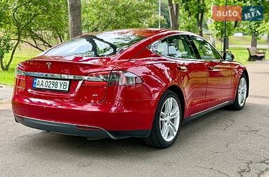 Ліфтбек Tesla Model S 2014 в Києві фото 10 Ліфтбек Tesla Model S 2014 в Києві