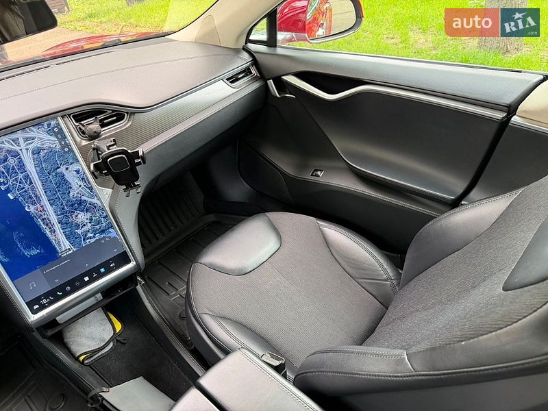 Ліфтбек Tesla Model S 2014 в Києві фото 13 Ліфтбек Tesla Model S 2014 в Києві