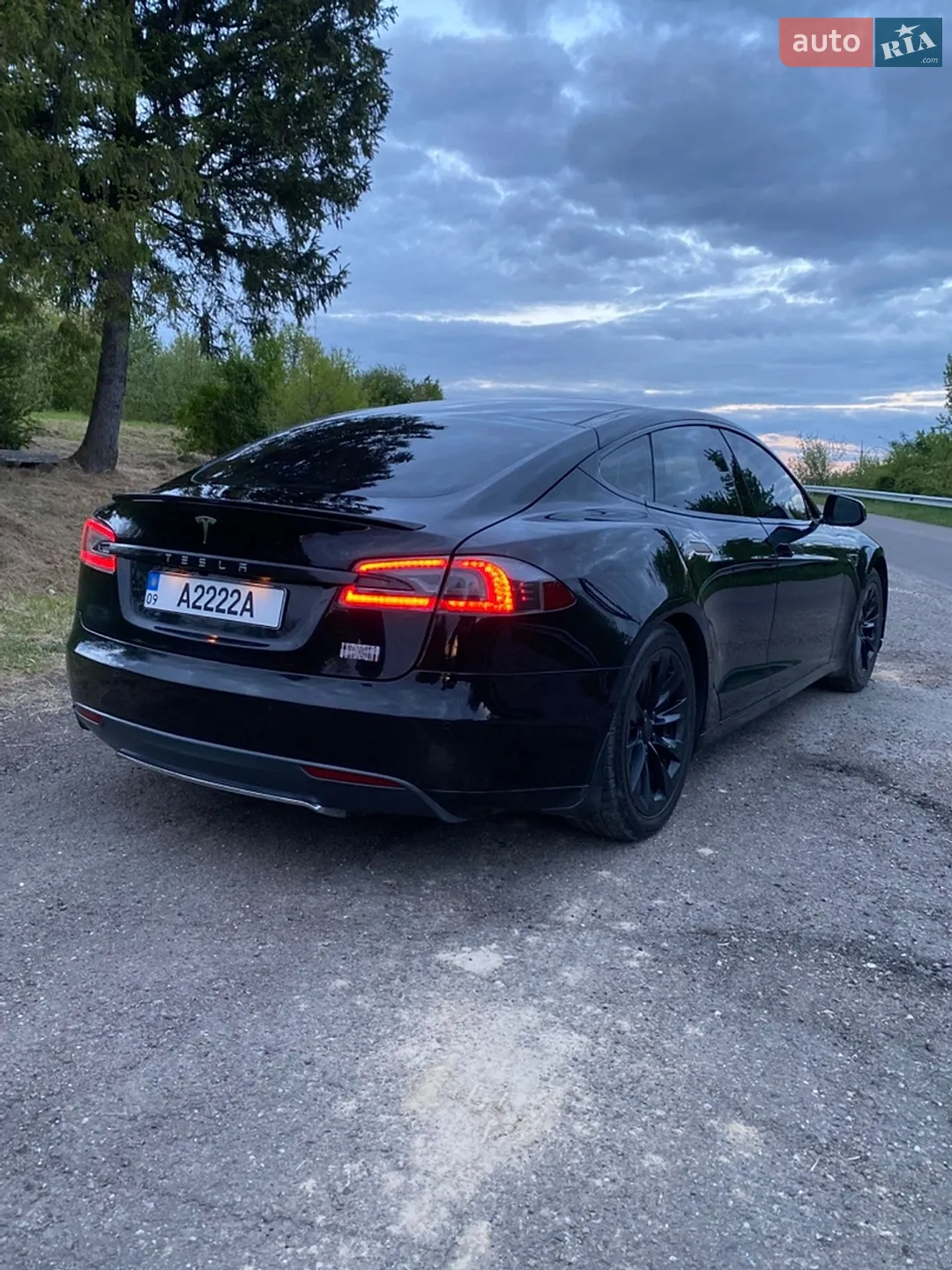 2014 Tesla Model S - мініатюра 14