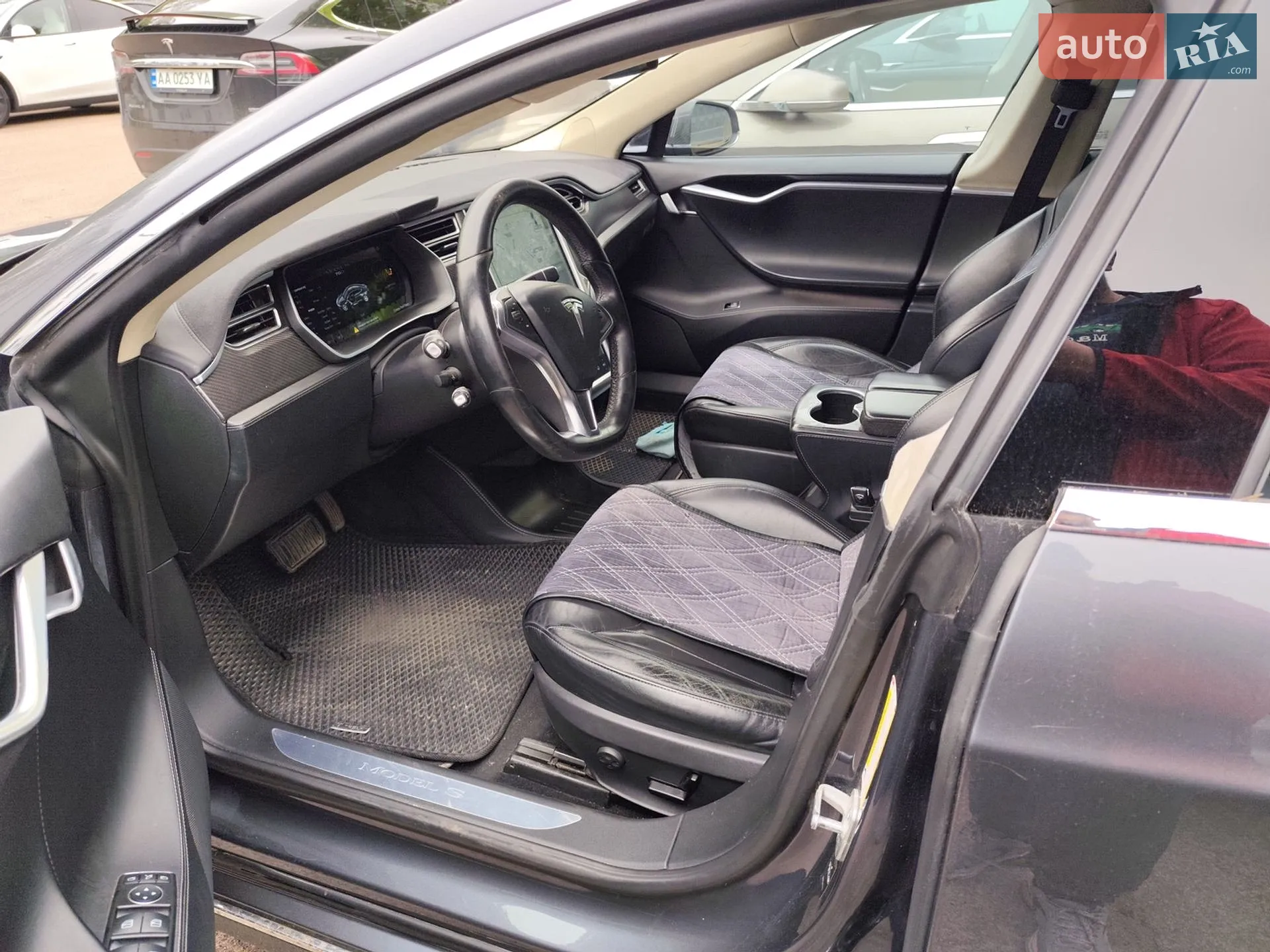 2015 Tesla Model S - мініатюра 6
