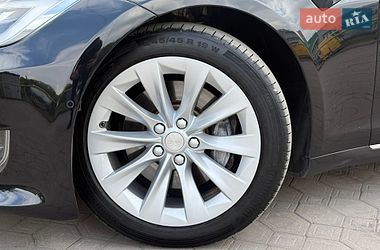 Ліфтбек Tesla Model S 2018 в Львові