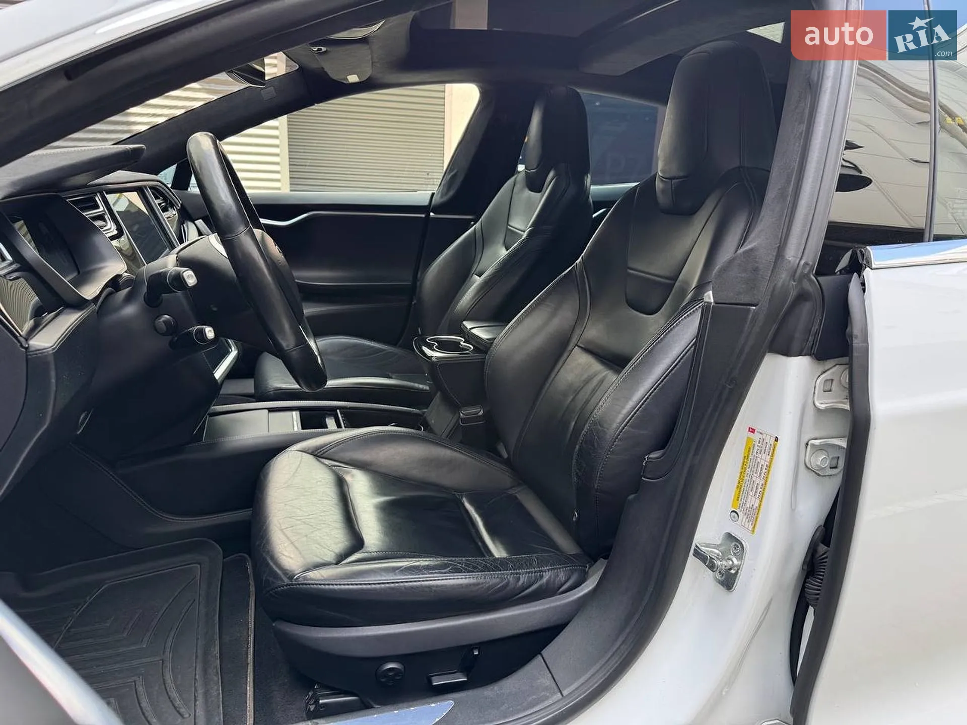 2015 Tesla Model S - мініатюра 8