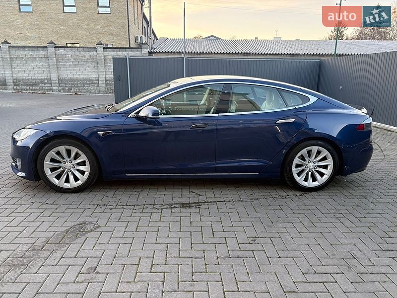 Ліфтбек Tesla Model S 2018 в Рівному фото 4 Ліфтбек Tesla Model S 2018 в Рівному