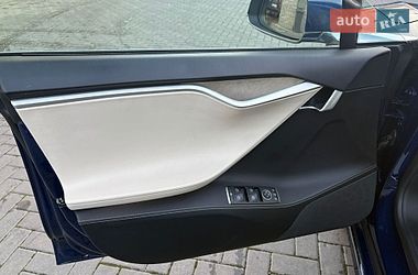 Ліфтбек Tesla Model S 2018 в Рівному фото 22 Ліфтбек Tesla Model S 2018 в Рівному