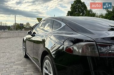 Лифтбек Tesla Model S 2018 в Староконстантинове