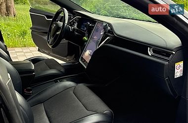 Лифтбек Tesla Model S 2018 в Староконстантинове