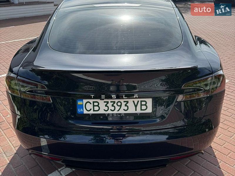 Лифтбек Tesla Model S 2013 в Киеве фото 6 Лифтбек Tesla Model S 2013 в Киеве