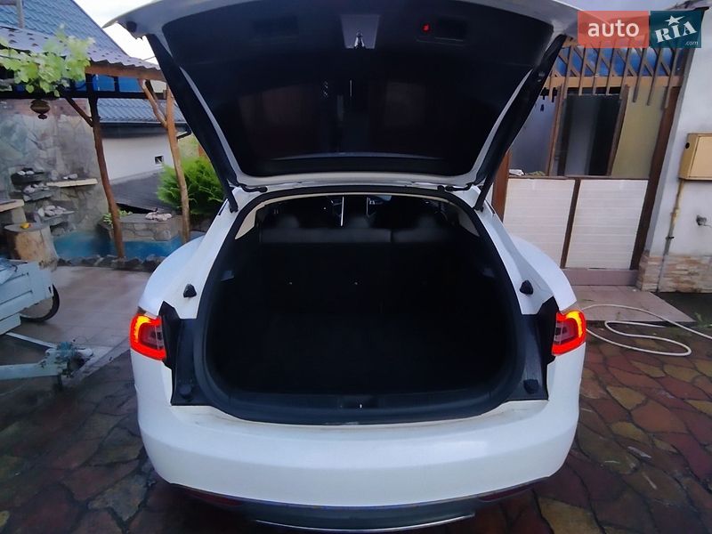 Лифтбек Tesla Model S 2014 в Хмельницком фото 8 Лифтбек Tesla Model S 2014 в Хмельницком