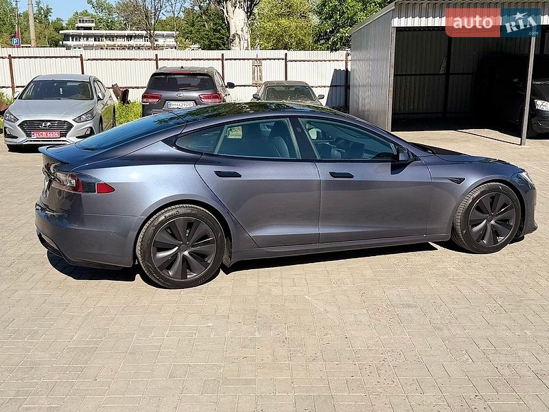 Ліфтбек Tesla Model S 2021 в Дніпрі фото 8 Ліфтбек Tesla Model S 2021 в Дніпрі