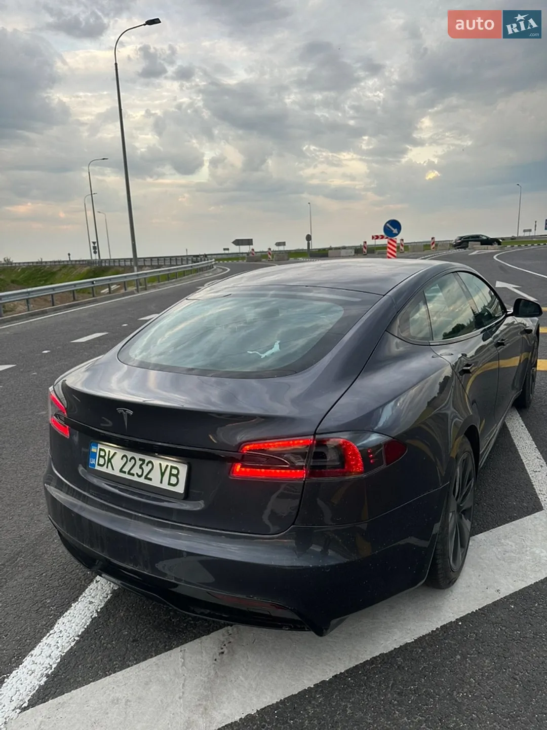 2021 Tesla Model S - мініатюра 11