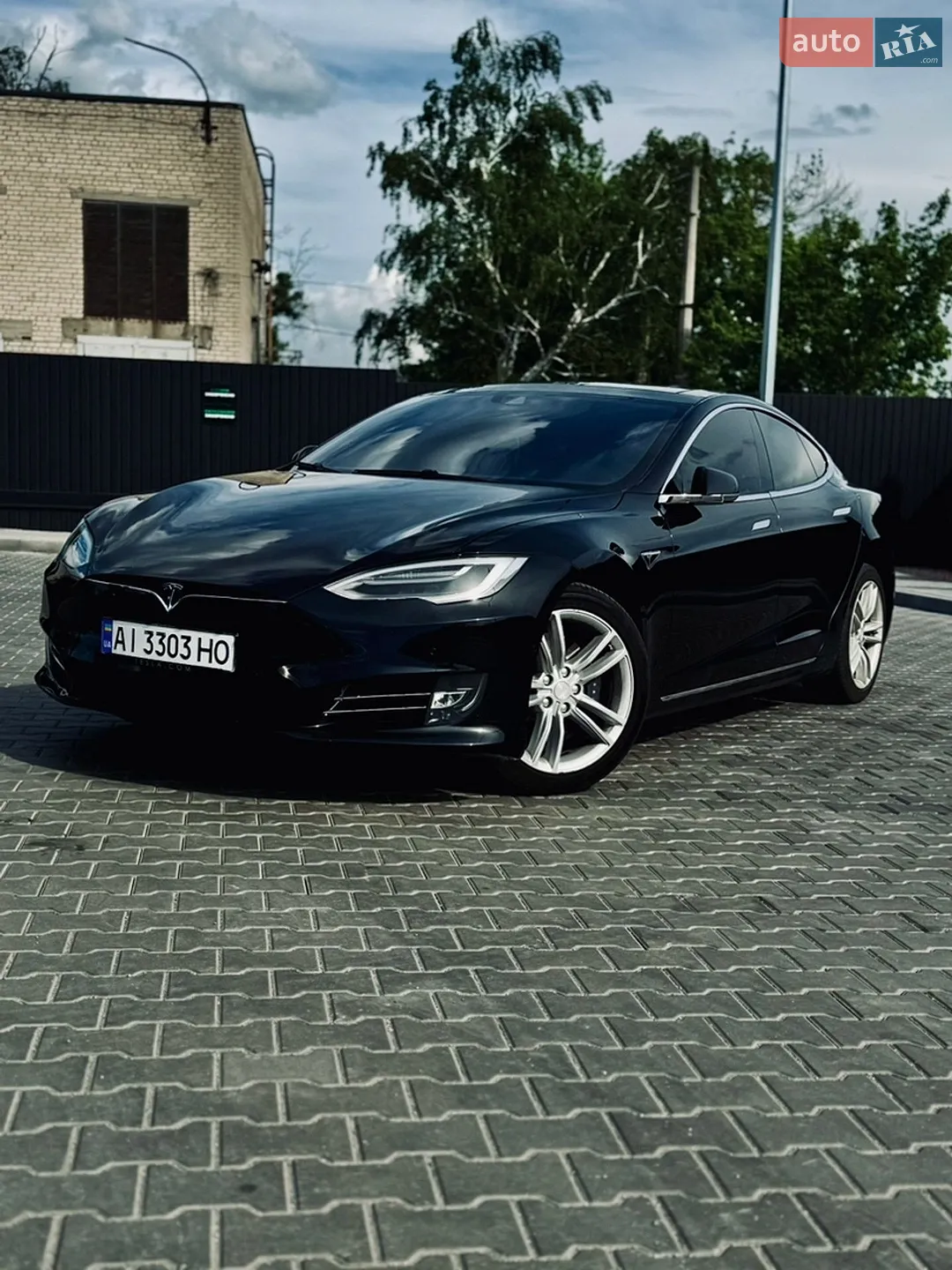 2016 Tesla Model S - мініатюра 10