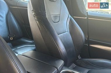Ліфтбек Tesla Model S 2016 в Львові
