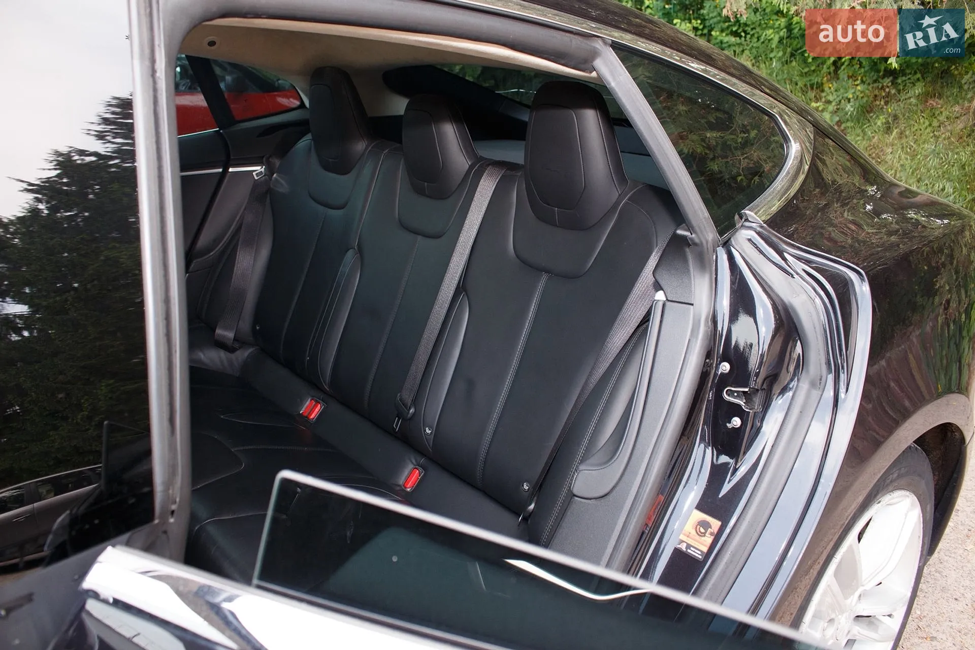 2015 Tesla Model S - мініатюра 10